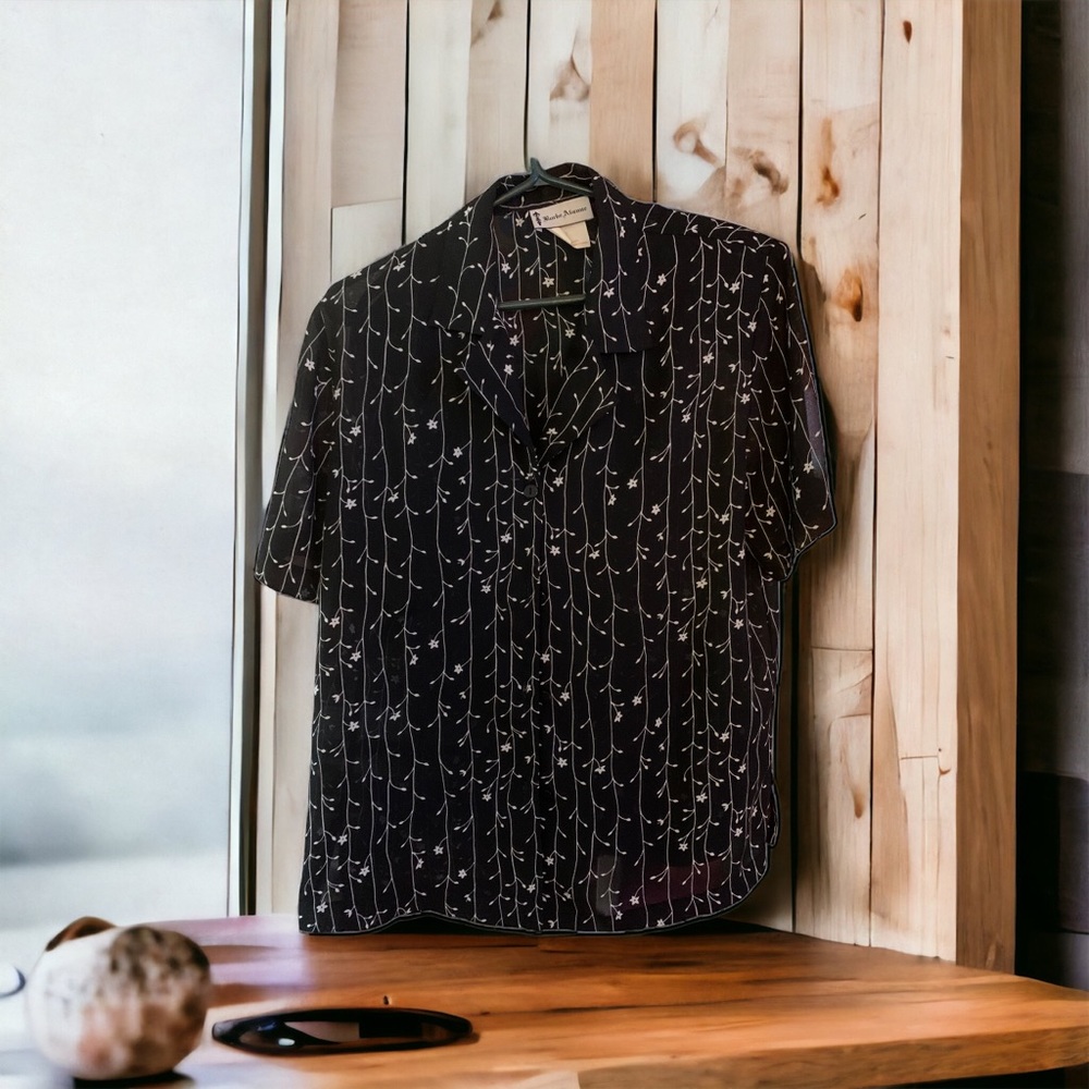 Burke Avenue women’s dress shirt size : 10 Black with with flowers pattern